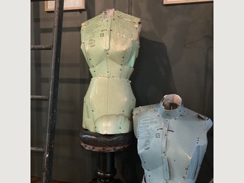 Image 1 of 5