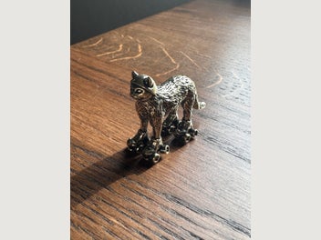 Image 1 of 4