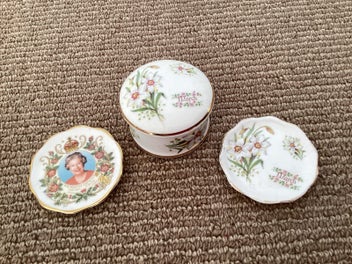 Image 1 of 4