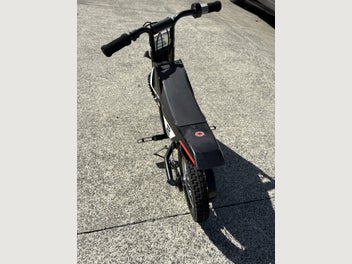 Image 1 of 7