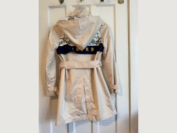 Image 1 of 6