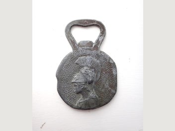 Image 1 of 3