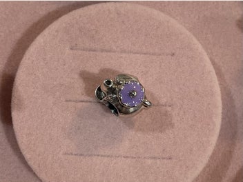 Image 1 of 6