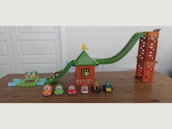 Image 1 of 4