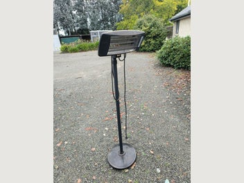 Image 1 of 2