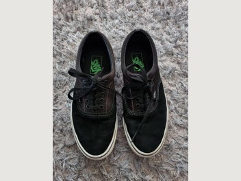 Image 1 of 7