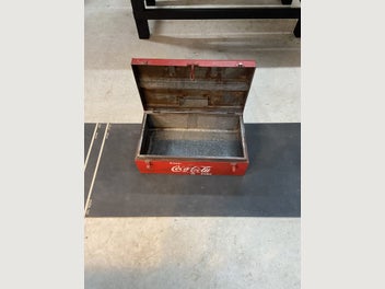 Image 1 of 4