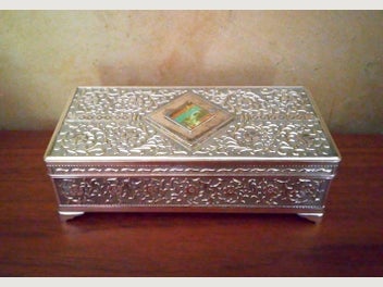 Image 1 of 6