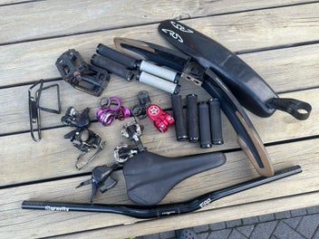 Image 1 of 6