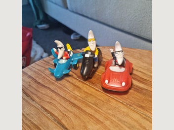 Image 1 of 2