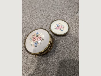 Image 1 of 7