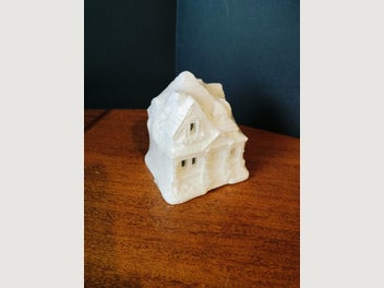 Image 1 of 7