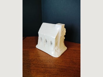 Image 1 of 7