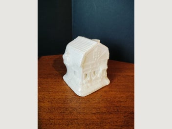 Image 1 of 7