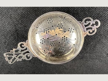 Image 1 of 5