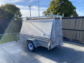 Image 1 of 5