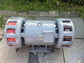 Image 1 of 3