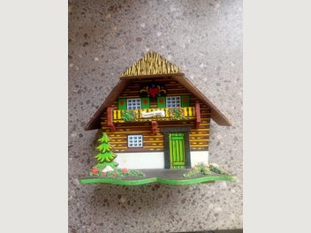 Image 1 of 7