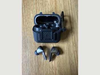 Image 1 of 6