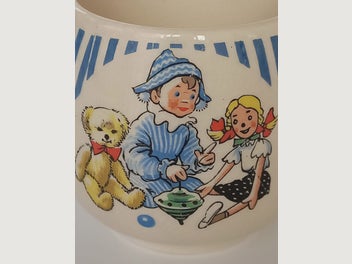 Image 1 of 8