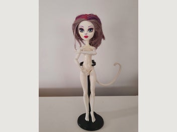 Image 1 of 2