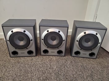 Image 1 of 3