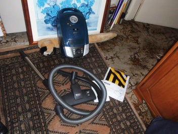 Image 1 of 4