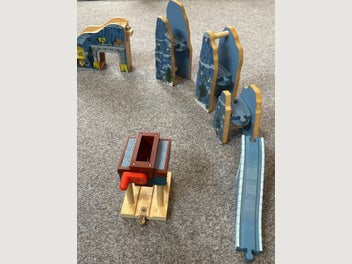 Image 1 of 4