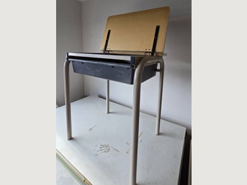 Image 1 of 6