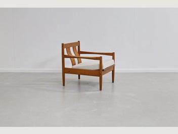 Image 1 of 20