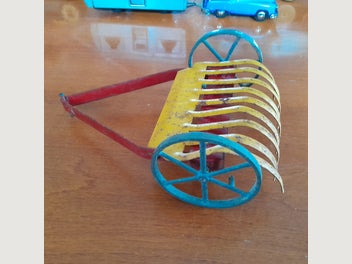 Image 1 of 2