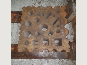 Image 1 of 5