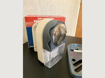Image 1 of 7