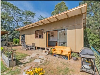 Image 1 of 5