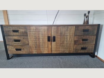 Image 1 of 6