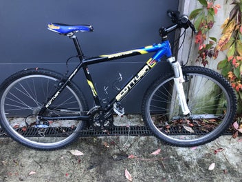 Image 1 of 6