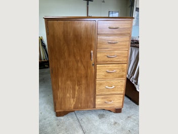 Image 1 of 8