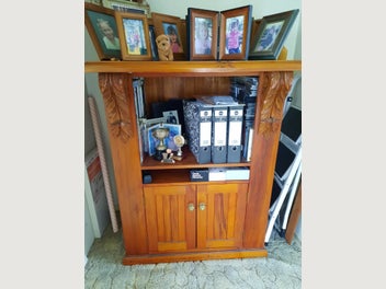 Image 1 of 2