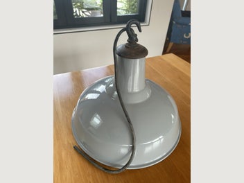 Image 1 of 7