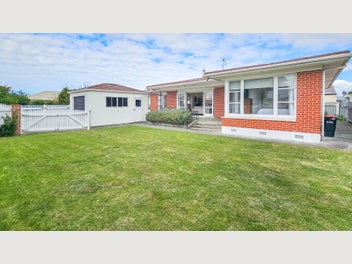 Image 1 of 20