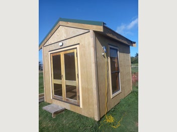 Image 1 of 7