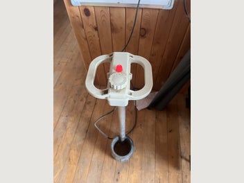 Image 1 of 2