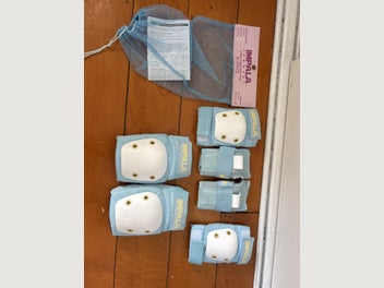 Image 1 of 4
