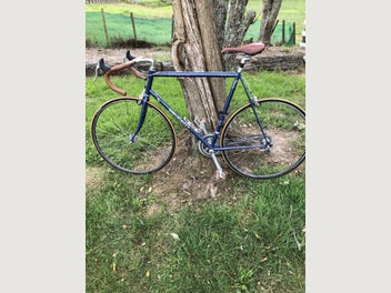 Image 1 of 6