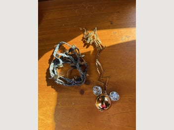 Image 1 of 3