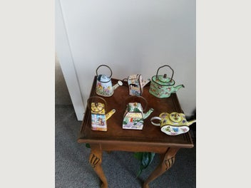 Image 1 of 6