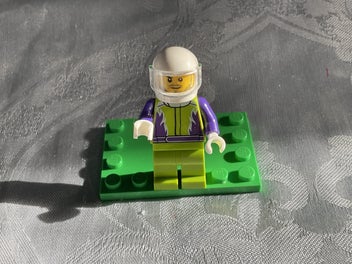 Image 1 of 4