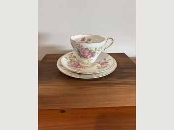 Image 1 of 7