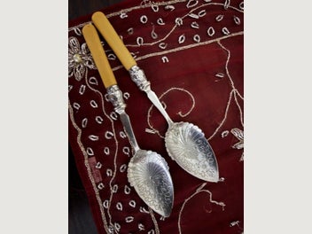 Image 1 of 5