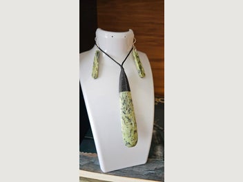 Image 1 of 3